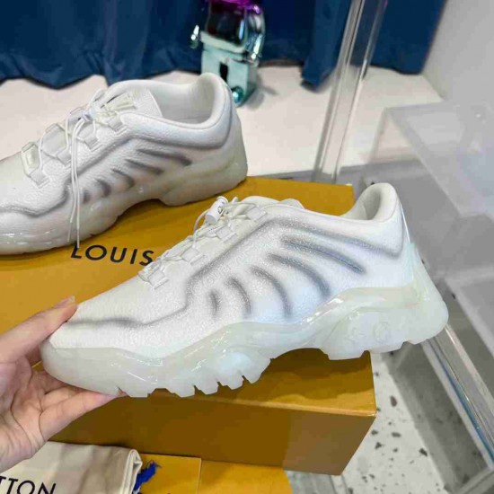 Louis Vuitton           Sneakers LU0387