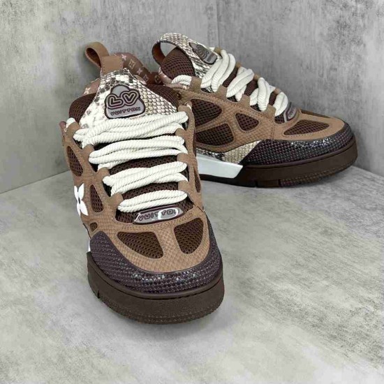 Louis Vuitton             Sneakers LU0405