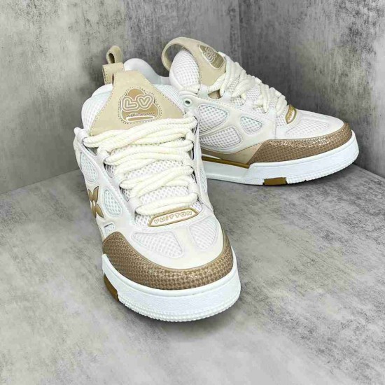 Louis Vuitton             Sneakers LU0406