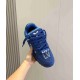 Louis Vuitton              Sneakers LU0417