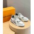 Louis Vuitton              Sneakers LU0430