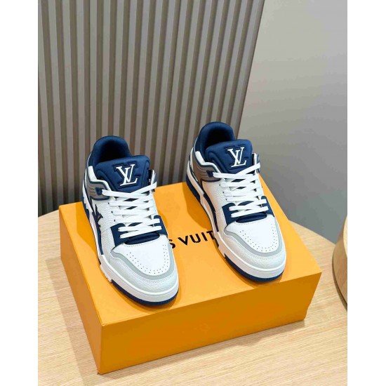 Louis Vuitton              Sneakers LU0433