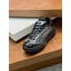 Louis Vuitton              Sneakers LU0435