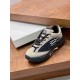 Louis Vuitton              Sneakers LU0438