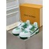 Louis Vuitton              Sneakers LU0440