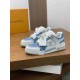 Louis Vuitton              Sneakers LU0443