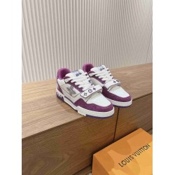 Louis Vuitton               Sneakers LU0447