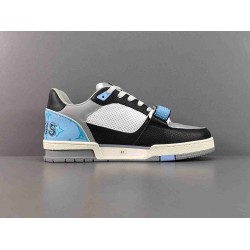 Louis Vuitton               Sneakers LU0448