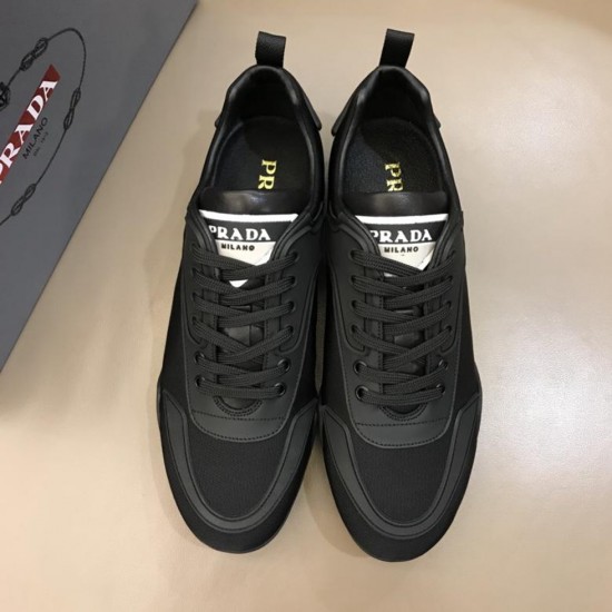 Prada Sneakers PL0028