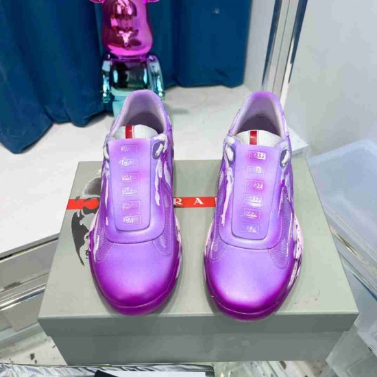 Prada    Sneakers PL0105