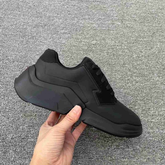 Prada     Sneakers PL0116