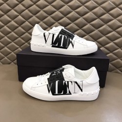 Valentino Sneakers VA0004