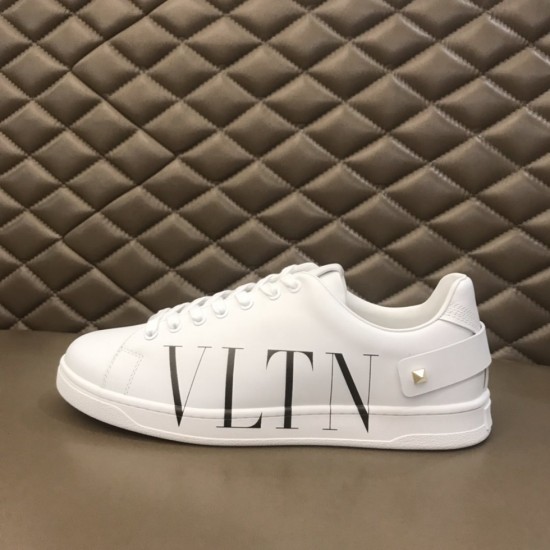 Valentino Sneakers VA0009